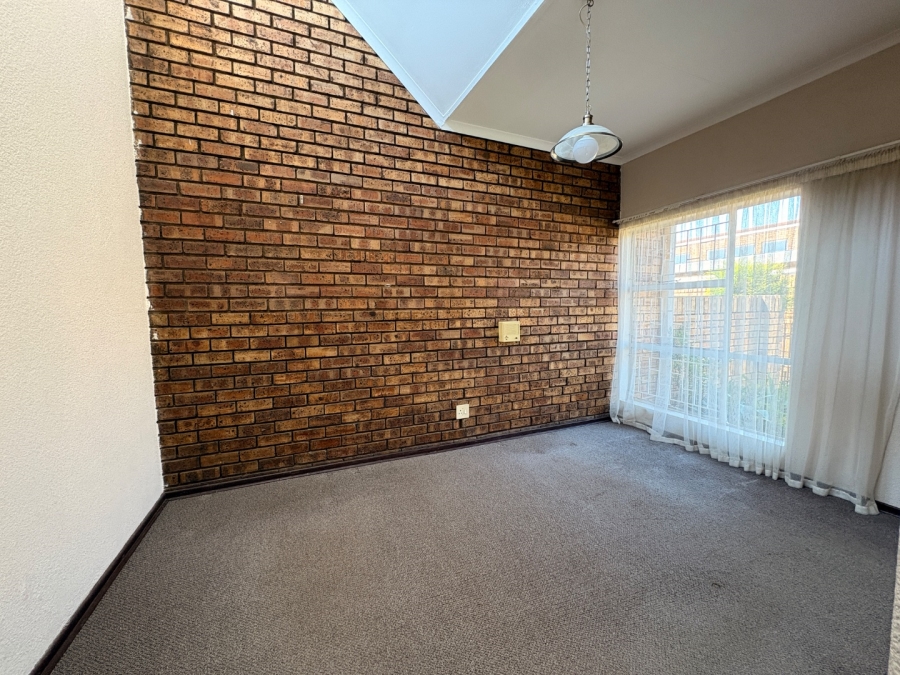 2 Bedroom Property for Sale in Oudorp North West